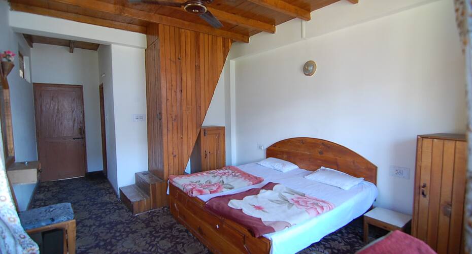 TG Stays Naggar Road, Manali 5